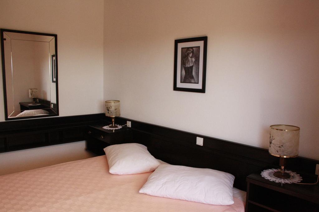 Guest House Violeta Palit المظهر الخارجي الصورة