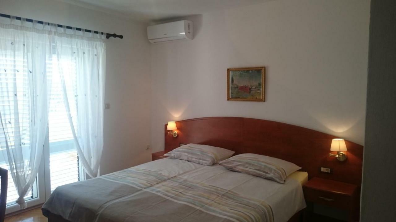Guest House Violeta Palit المظهر الخارجي الصورة